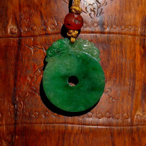 Sheng Yixiang 541 natural Myanmar A goods old pit Yang Green Jade peace buckle pendant Ming Dynasty old Agate beads pendant p