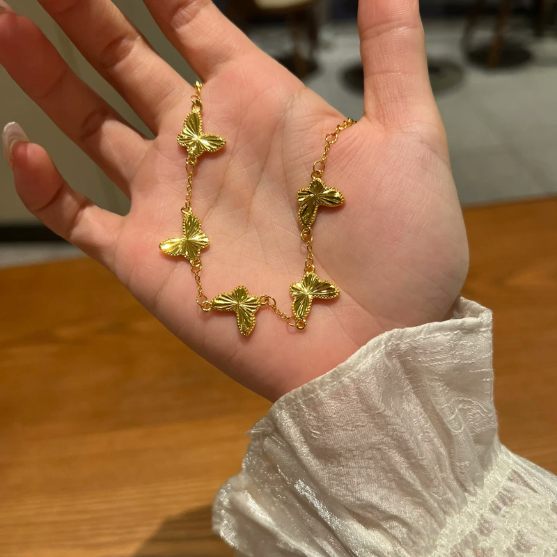 Butterfly Sand Gold Bracelet with Starry Sky Design, Simulated Gold, Dazzling Laser Sparkle, Light Luxury, Simple and High-End Feel