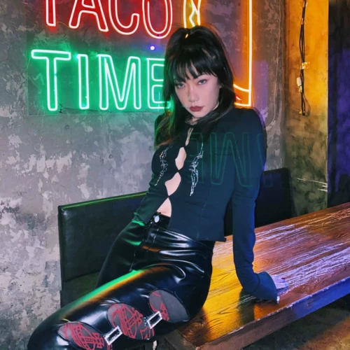 Весенний сексуальный приталенный лонгслив, футболка, генерирование электричества, по фигуре