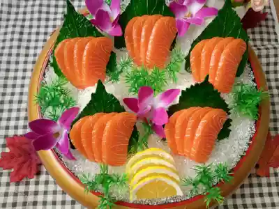 Real shot simulation salmon sashimi Simulation salmon sashimi platter Fake tuna sashimi food model