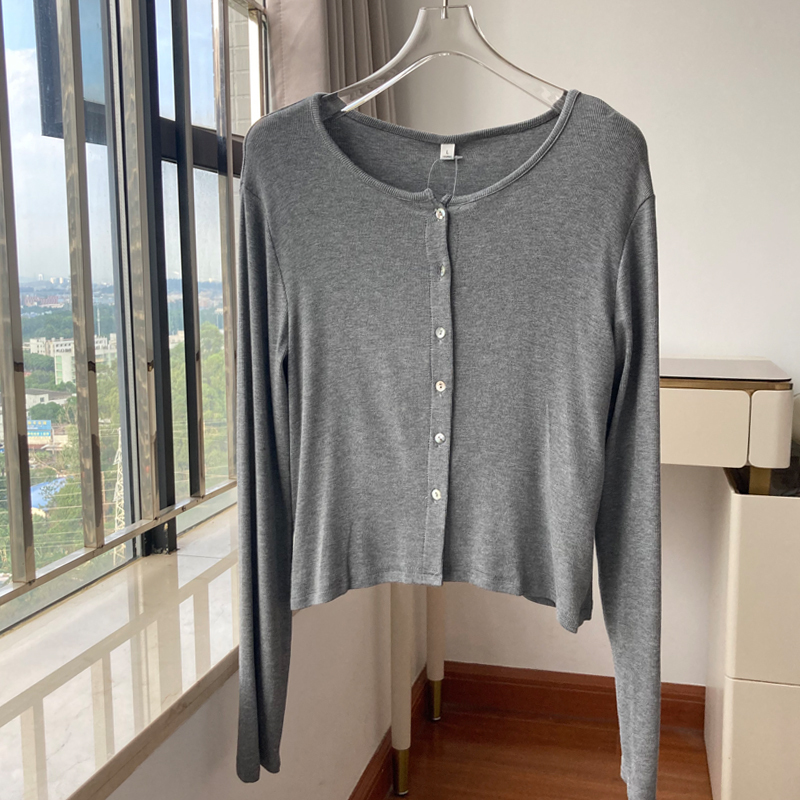Autumn New Style Gray Round Neck Long-Sleeved Knitted Cardigan for Women, American Style Slim Fit Short Style Fashionable Shirt Jacket