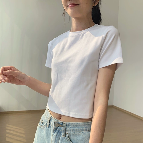 Белая брендовая короткая приталенная летняя футболка с коротким рукавом, коллекция 2022, высокая талия, подходит для подростков