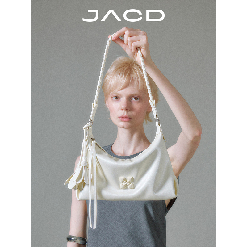 Jacd【Light and Elegant Workplace】White Underarm Bag for Women 2026 New Summer High-End Niche Crossbody Bag
