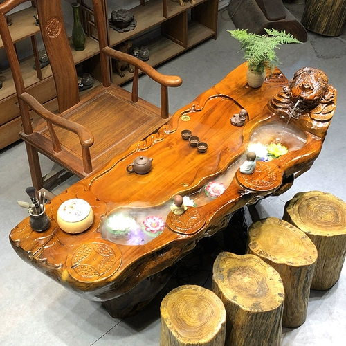 Корневый нарезанный чайный стол