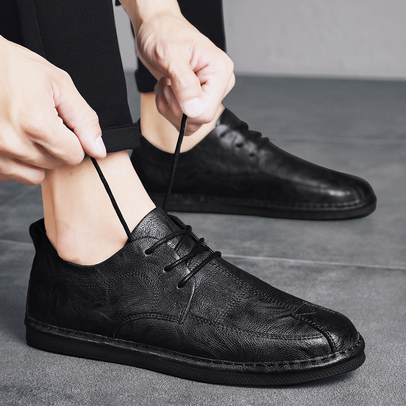 2026 Autumn Loafers Men's Genuine Leather Pure Black Office Shoes Men's All-Black Soft Sole Driving Shoes