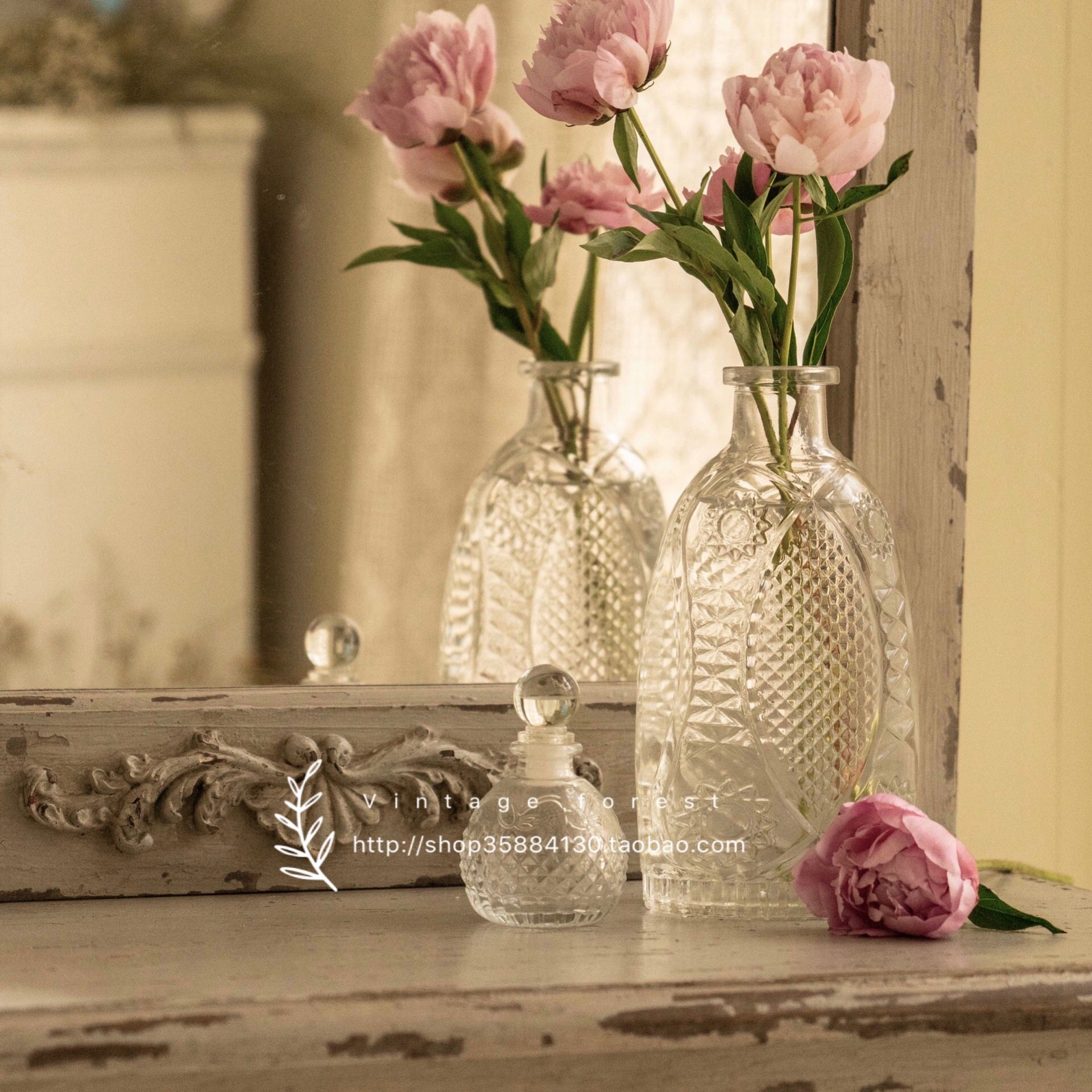 Method Foal retro export transparent engraving fish print Embossed Glass Vase Photographic Props Water Bacon Flowers Flower Arrangement Bottle