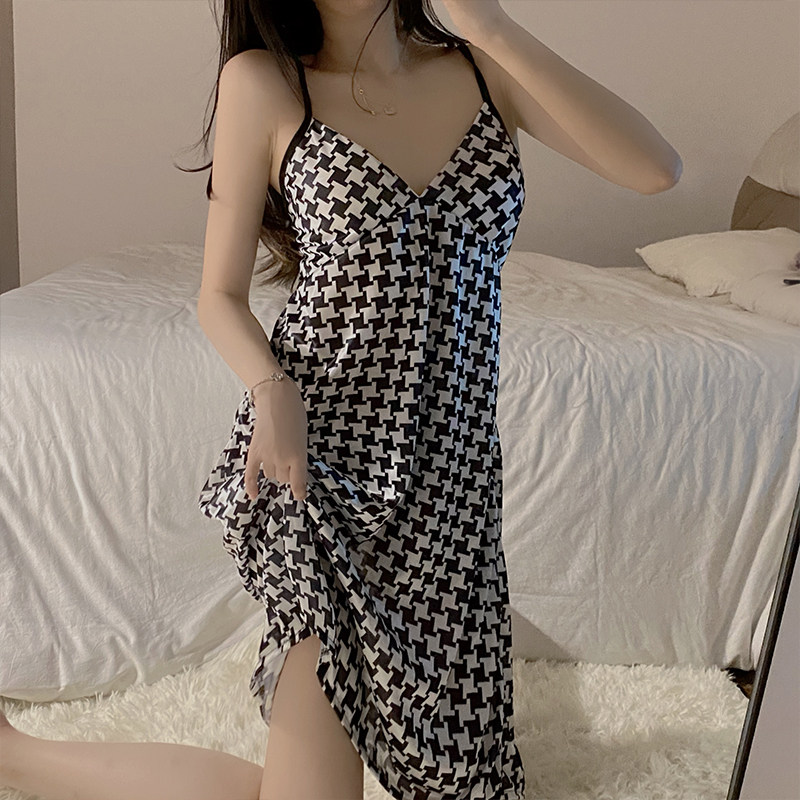 Harness Sleeping Skirt Woman Summer Thin ice silk V Tie Chest Cushion Sexy Korean version Plaid Silk Home sleeping dress