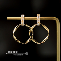 Wei Jia Qingfeng diamond 18K gold group inlaid with 25 points diamond fashion temperament big earrings earrings earrings earrings