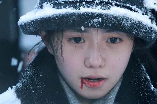 悬崖之上2021剧照1