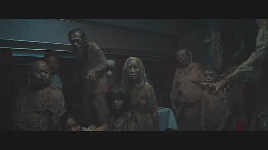 血腥列车 Kereta Berdarah2024剧照2