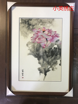 Pure handmade new boutique Suzhou embroidery painting Su embroidery finished hanging painting porch decoration 4060 ink lotus