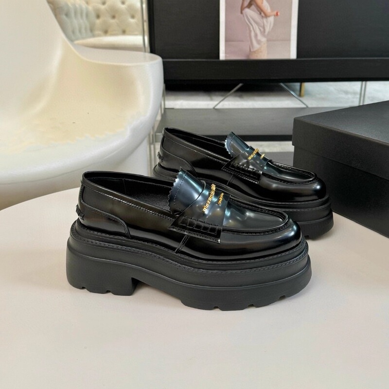 2026 Model Aw Bv Genuine Leather Loafers for Women with Letter Design, Thick-Soled Slip-On Lazy Shoes with Platform Sole for Height Increase