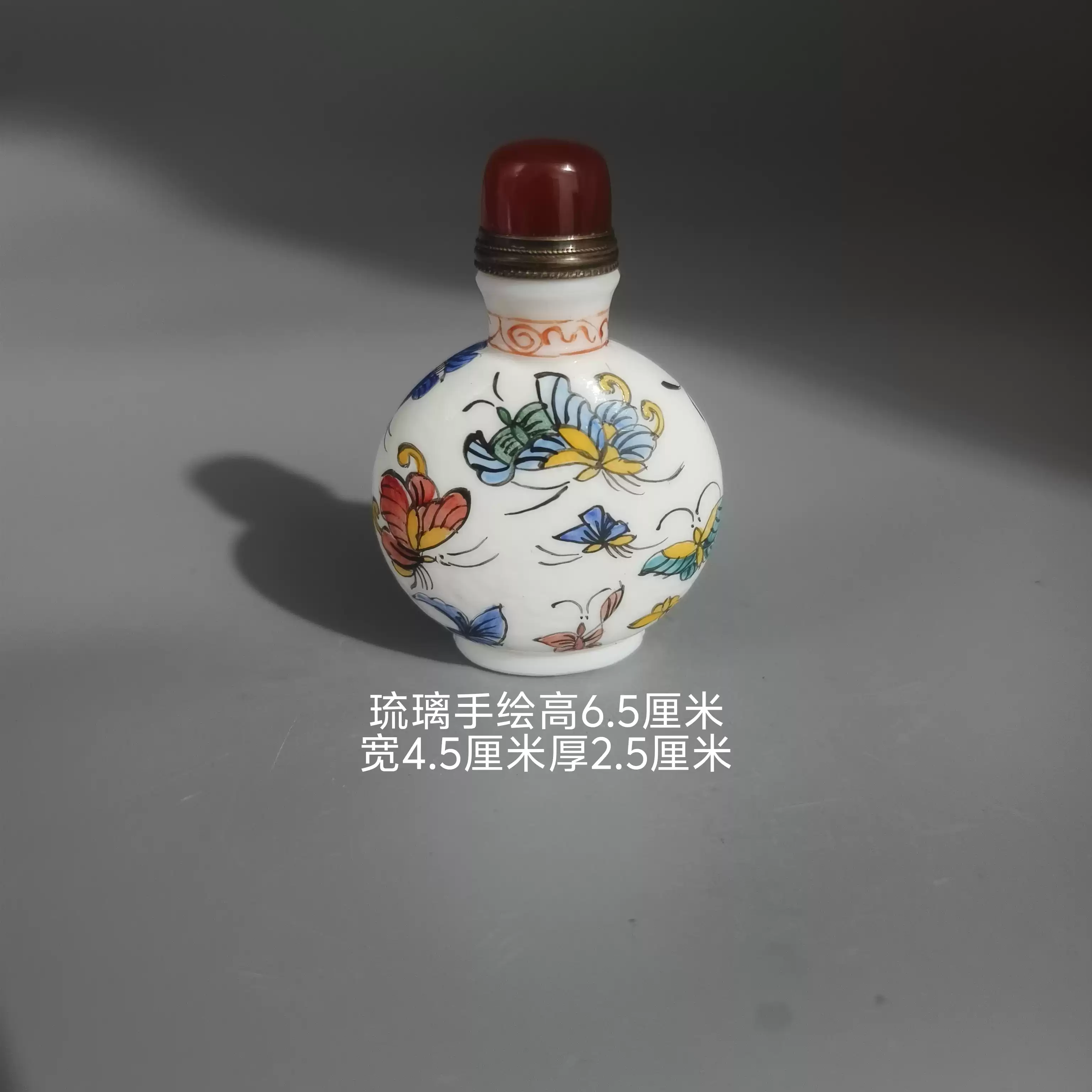 仿玉琉璃白料鼻烟壶手绘粉彩描金花鸟图内画鼻烟壶古玩收藏棱面造型仿古