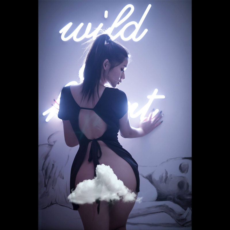 Sexy short-sleeved t-shirt mid-length version take express maid outdoor sexy big backless dress nightclub temptation top