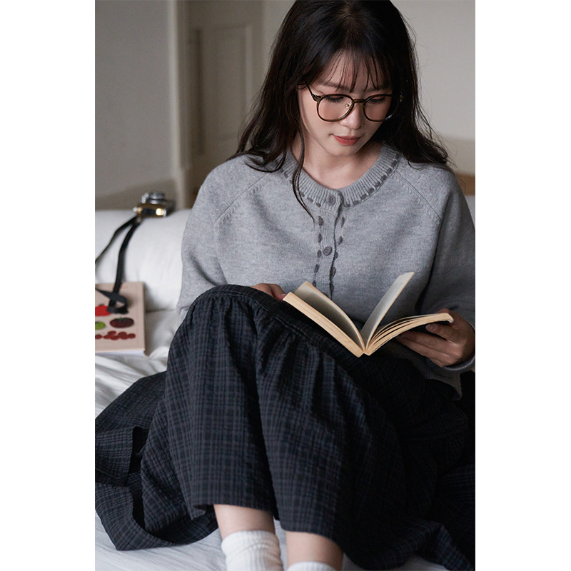 Sunshine LAOSHU Round Neck Sweater Cardigan Knitted Women's Gray Lazy Style Color-Block Handmade Yarn 2025 New Model S943