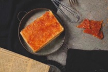 Net Red Snacks Japanese Iron Plate Caramel Cake Pudding Cream Dessert Box Afternoon Tea Now Made in Shunfeng