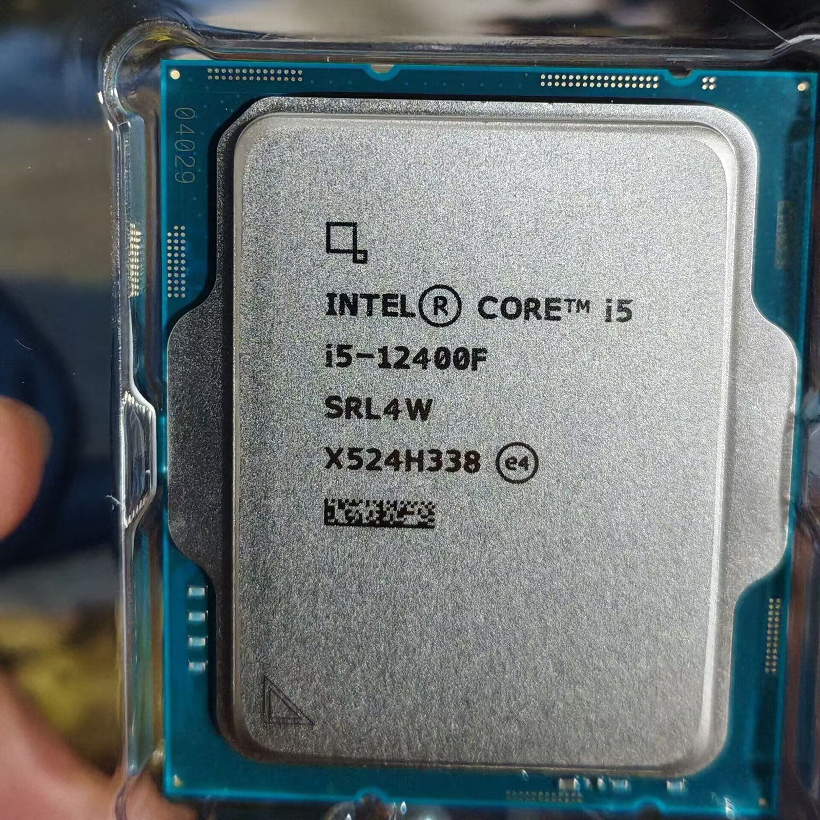 Процессор Intel Core i3-12100F новый OEM