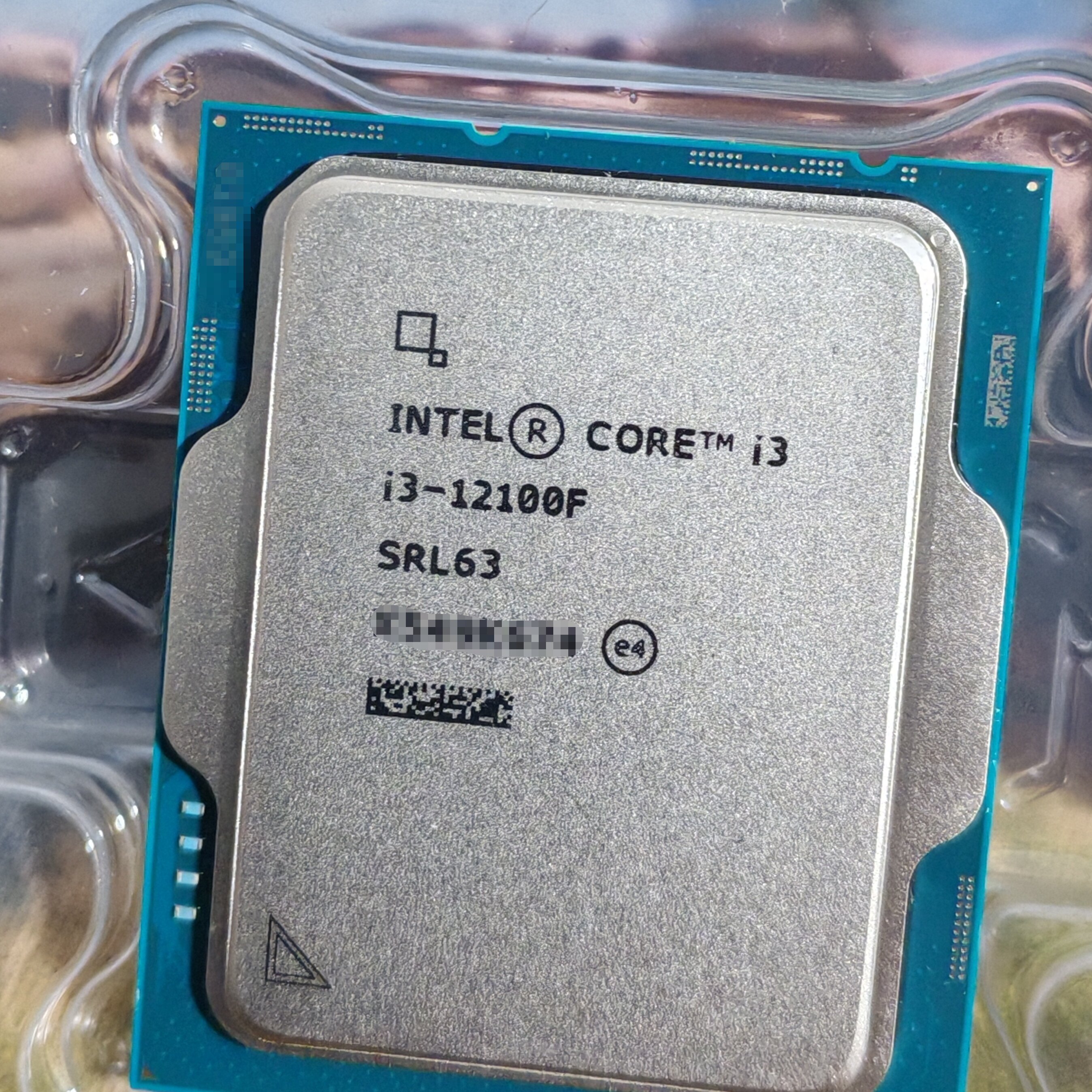 Процессор Intel Core i3-12100F новый OEM