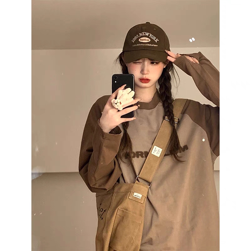 American Retro Color-Blocked Raglan Long-Sleeve T-Shirt for Women, Loose and Casual Style, Pure Cotton Base Shirt for Layering in Autumn American Retro Color-Blocked Raglan Long-Sleeve T-Shirt for Women, Loose and Casual Style, Pure Cotton Base Shirt for Layering in Autumn