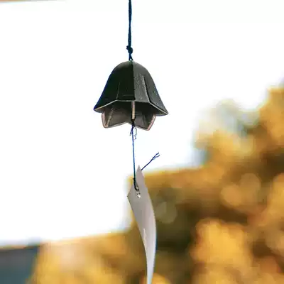 Japanese style southern cast iron wind Bell gentian flower Japanese and wind retro metal door and window hanging decoration make wish creative gift