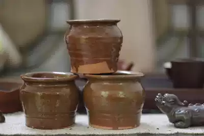 Handmade earthenware jar, black olive can, tea ceremony, zero parts, pen washing pen holder, ashtray, ashtray