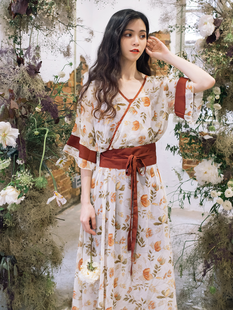 VK旗艦店 韓系復古寬鬆收腰顯瘦碎花套裝長袖裙裝