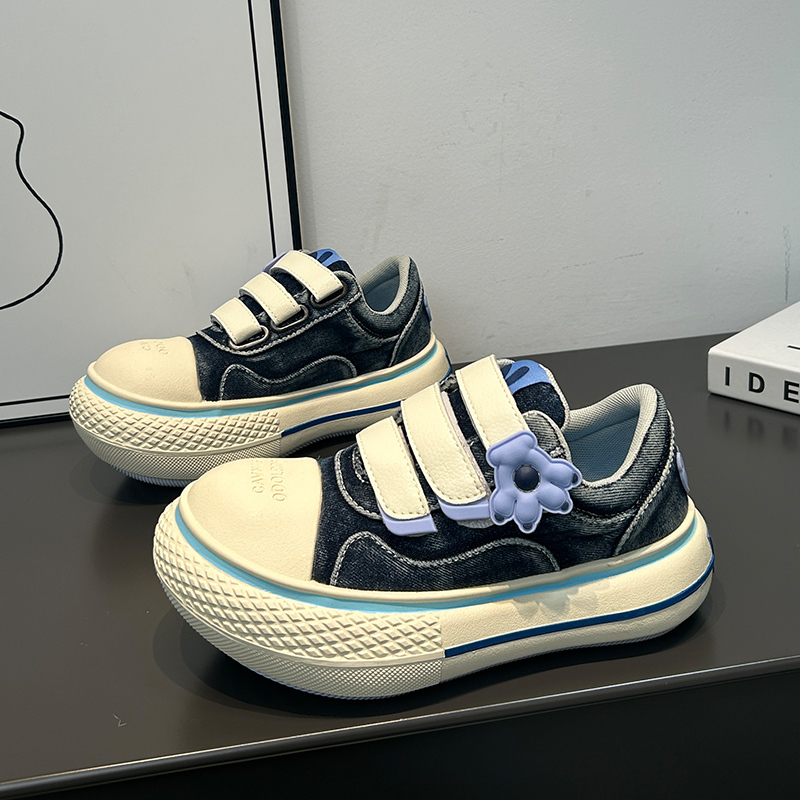 Stitch Collaboration Velcro Thick-Soled Washed Blue Denim Mickey Big-Toe Sneakers for Men and Women, Cute and Quirky Board Shoes