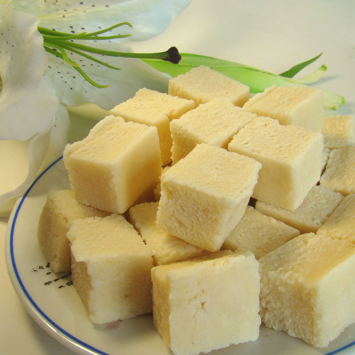Camel milk tofu Inner Mongolia specialty handmade milk tofu No added pure cheese Herdsman handmade homemade cheese pieces