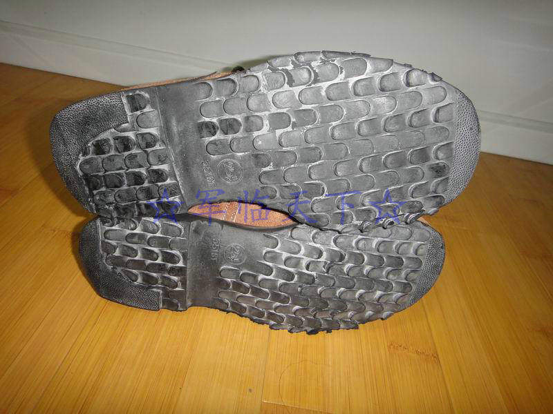 Bottes militaires en Première couche de cuir - Ref 1397462 Image 16