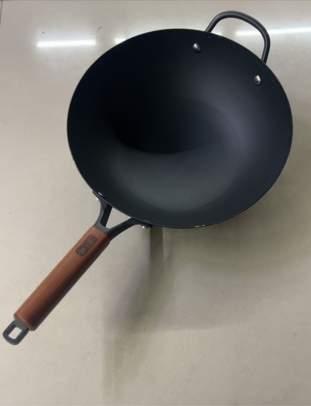 Brand Name: Hand-Forged Non-Coated Special Wok for Stir-Frying, Round Bottom, 32-34cm Brand Name: Hand-Forged Non-Coated Special Wok for Stir-Frying, Round Bottom, 32-34cm
