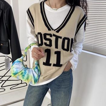 !american retro sports style loose v-neck contrasting letters stacked knitted stacked sweater horse 0.22kg