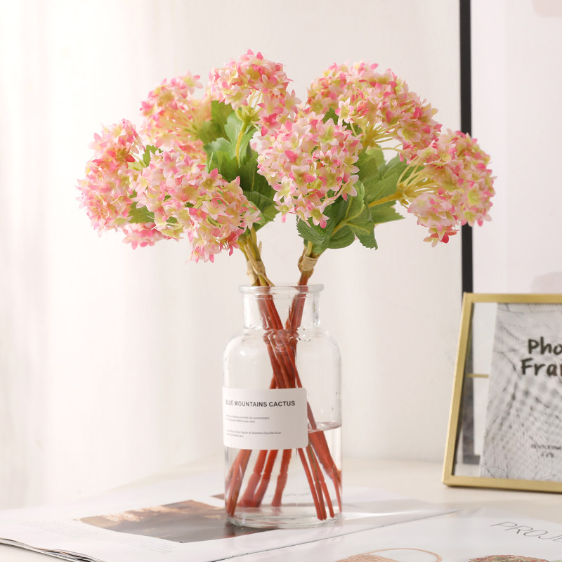 Japanese-style small fresh mini snowball rust ball simulation flower fake flower living room decoration coffee table Bedside table Office desk decoration