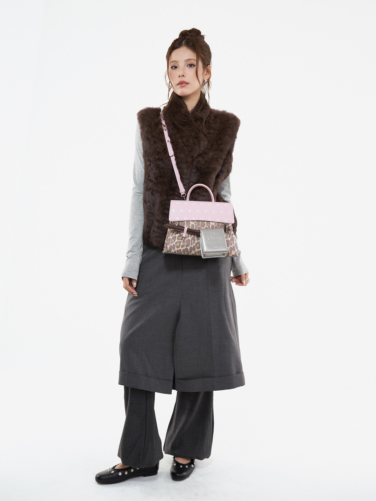 JANDRESS Pink Leopard Print Magnetic Snap Backpack