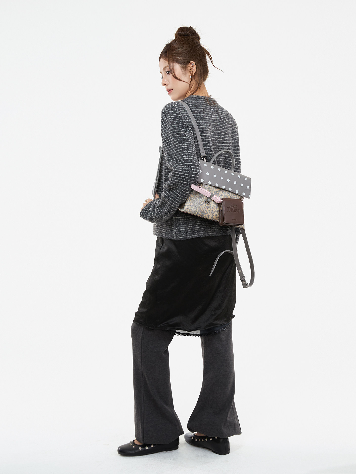 JANDRESS Gray Leopard Print Faux Leather Backpack
