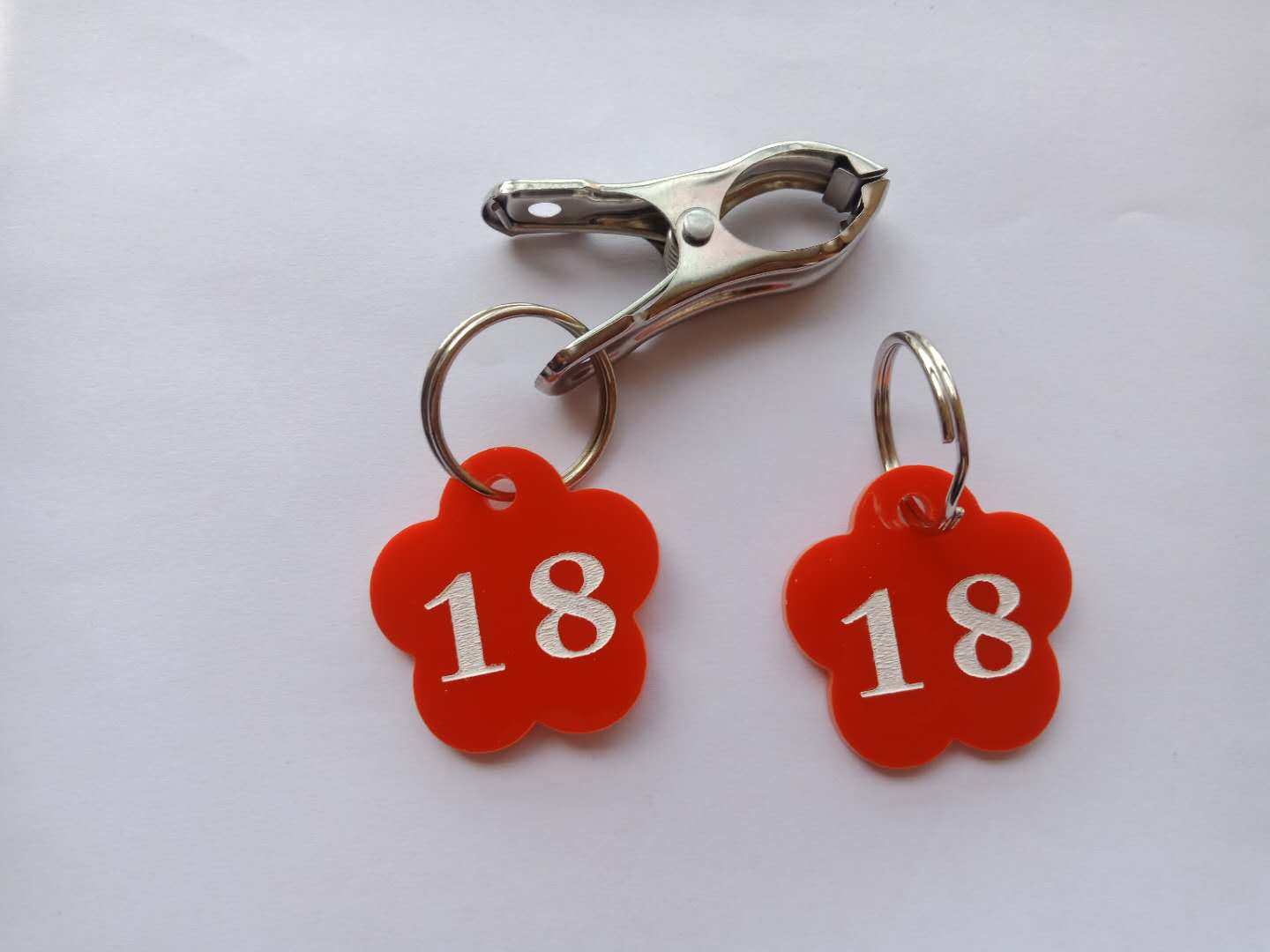 Custom custom acrylic digital number key deposit bath rubbing and spicy scalding with a sauna hand