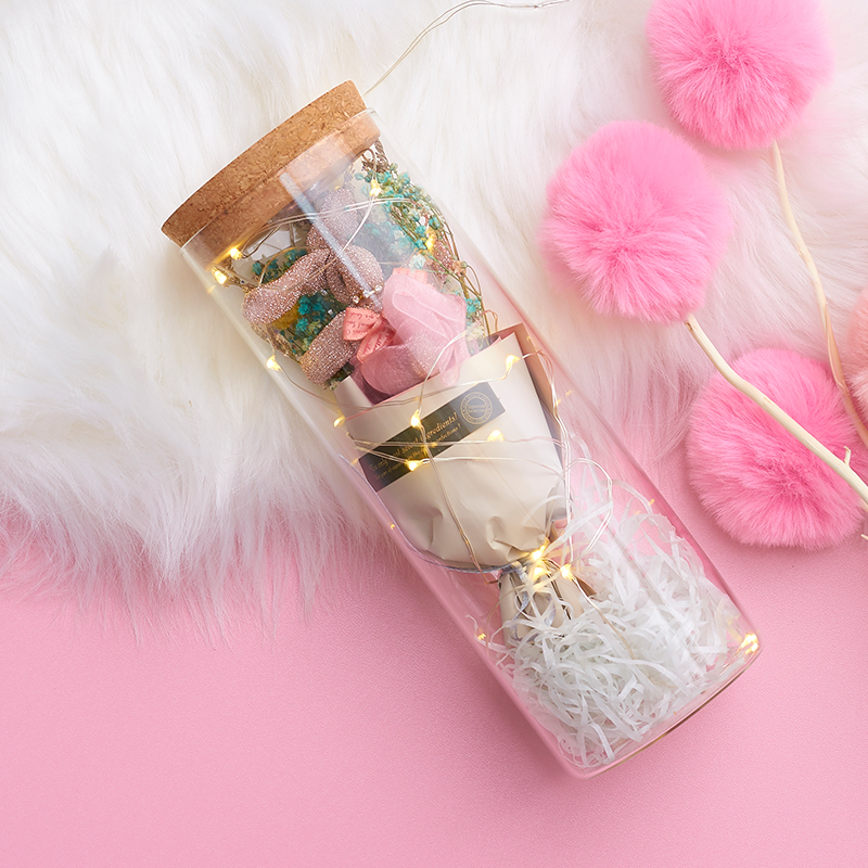 Young girl's heart luminous glass tube dry flower girlfriend's birthday wish bottle bouquet Seven New Year's Eve gift full of stars