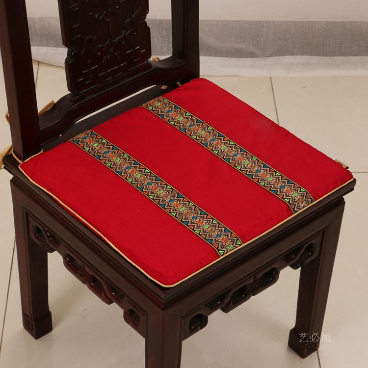 Trung Quốc sofa thêu dày đệm cổ điển châu Âu Sponge ghế đệm đệm ghế tùy chỉnh thực hiện đệm ngồi ghế gỗ