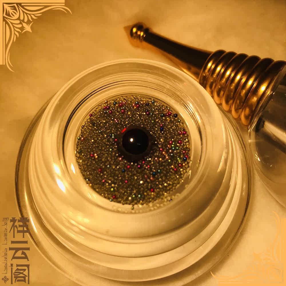 Buddhist temples in Myanmar respectfully invite Sakyamuni Buddha to derive magic color solid seeds 8 yuan a bottle of grass green offering relics Tagawu