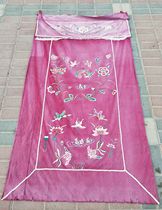 The old embroidery of the Republic of China The old curtain embroidery is in good condition
