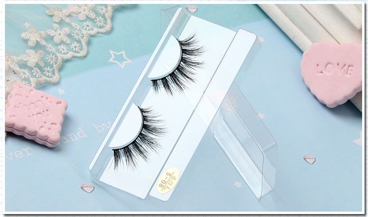Một cặp lông chồn lông mi giả S08 Trang điểm châu Âu và Mỹ Kardashian với cùng một đoạn mô phỏng giai đoạn dày tự nhiên trên lông mi long mi gia