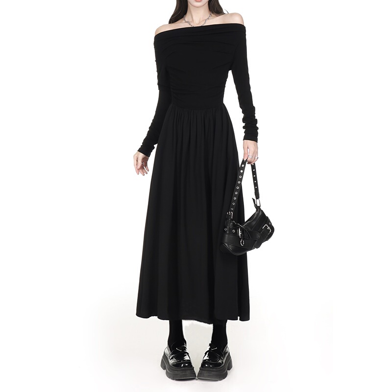 One-Shoulder Sexy Black Dress for Women 2025 Spring Petite Simple Fashion High-Waisted Slimming Mid-Length Dress