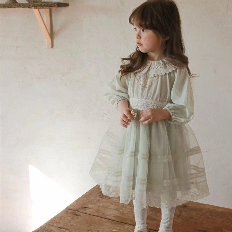 Spot Haobaoma Korean children's clothing imported 22 spring and summer new sweet little princess style embroidered collar dress