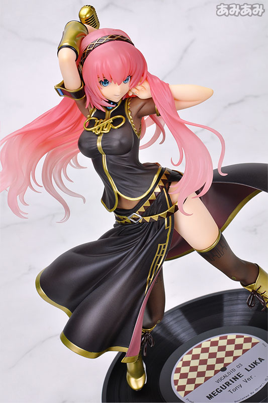 FIG-MOE-5417_16.jpg
