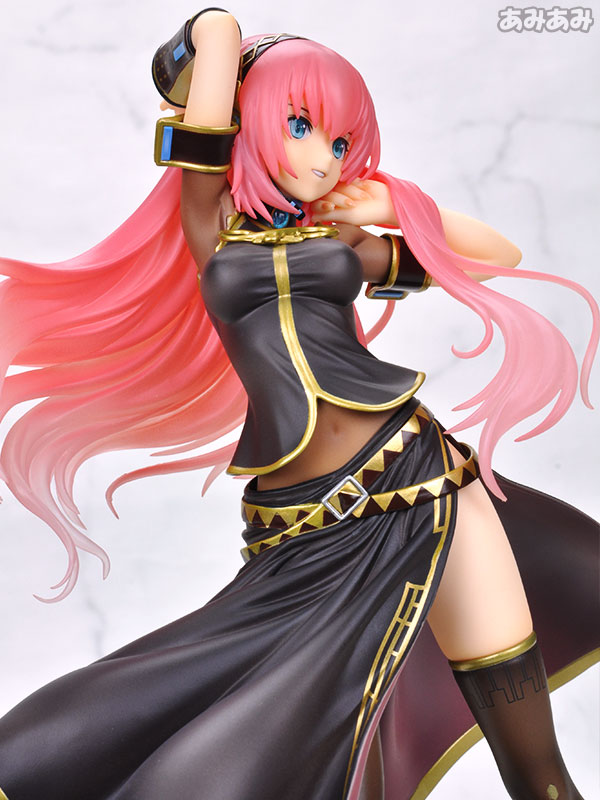 FIG-MOE-5417_07.jpg