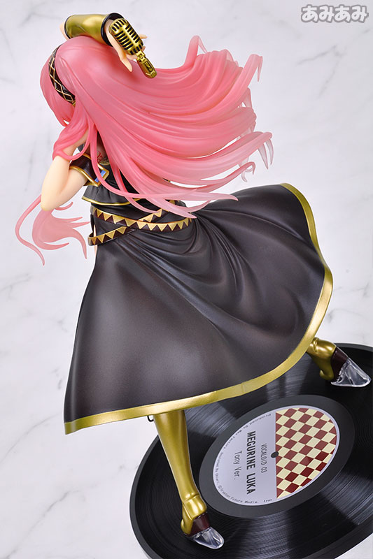 FIG-MOE-5417_14.jpg