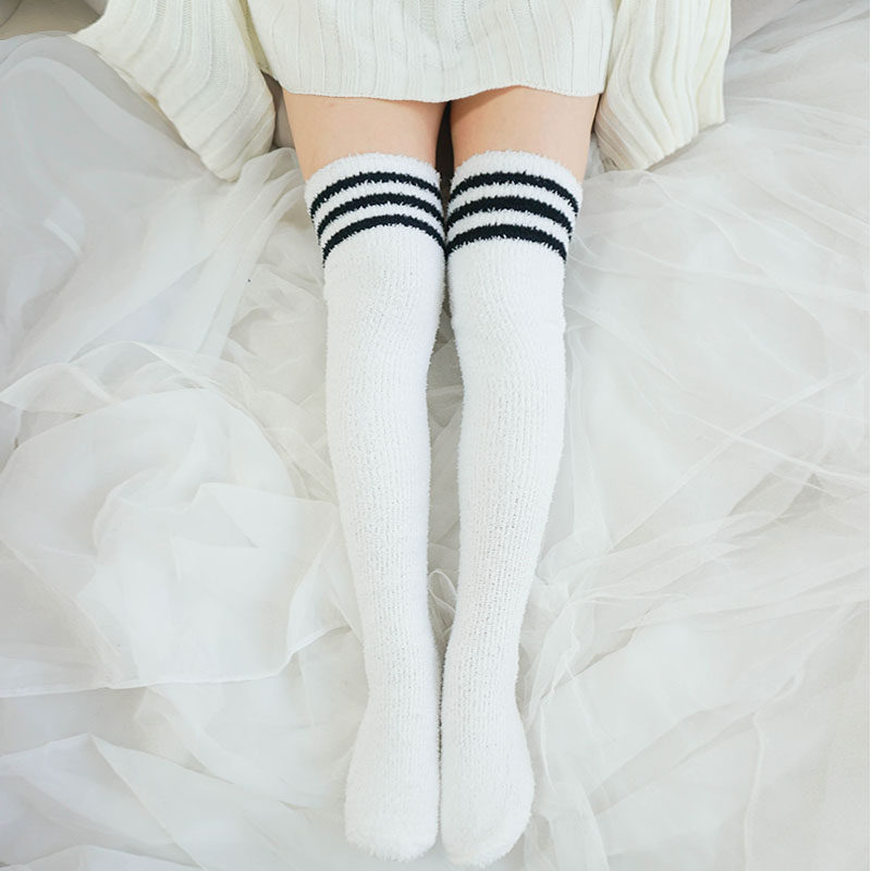 Nhung nhung trên tất đầu gối nữ dày vớ ấm ngủ mùa hè và mùa đông quần legging dài đến đầu gối vớ vớ vớ tháng vớ nam cổ ngắn