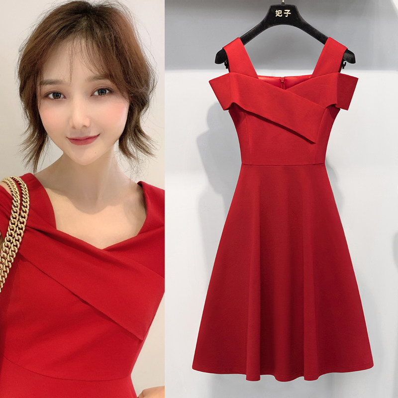 Hepburn style celebrity dress female 2022 summer new fashion temperament waist slimming off-shoulder dress skirt