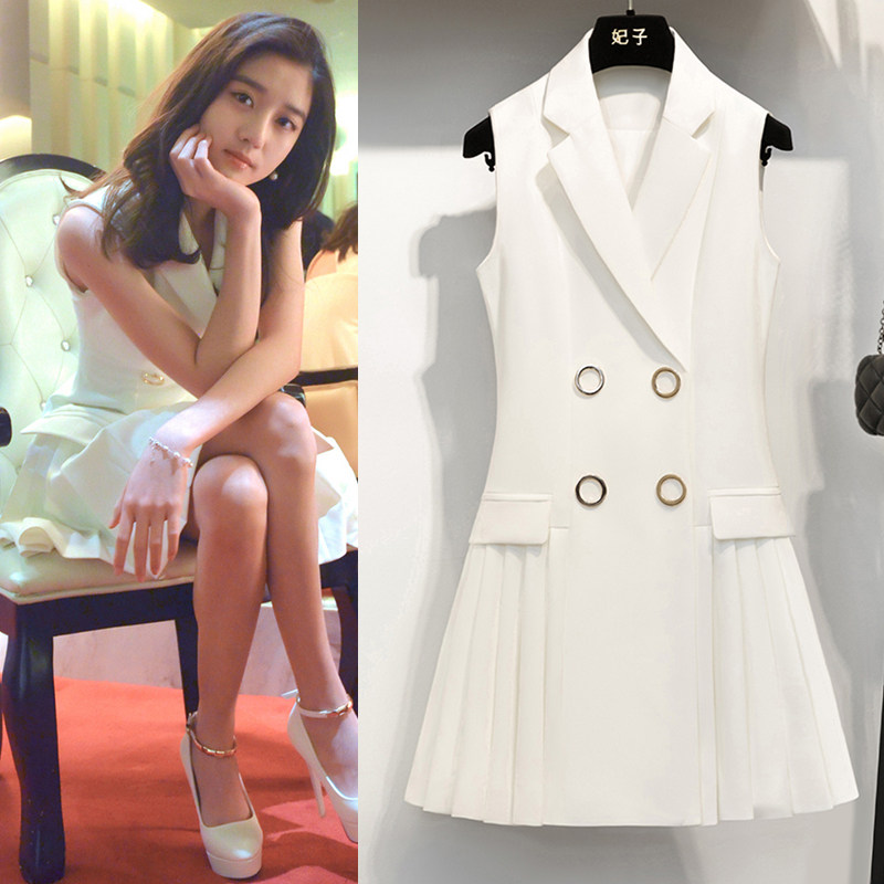 French dress women's 2022 summer new ladies show thin temperament mid-length suit collar waist pleated skirt