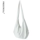 Весенняя летняя белая легкая и тонкая мягкая вместительная и большая сумка на одно плечо