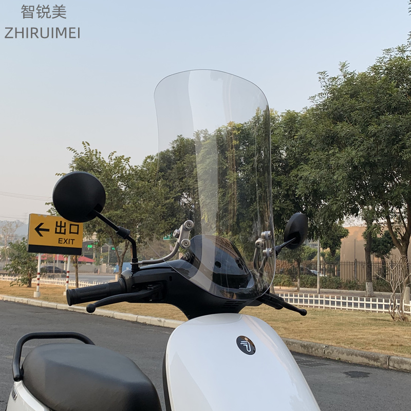 ZhiRuimei is suitable for the No. 9 electric vehicle E200P series windshield windshield No. 9 E modified front windshield